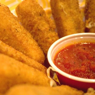 Mozzarella Sticks, with marinara.