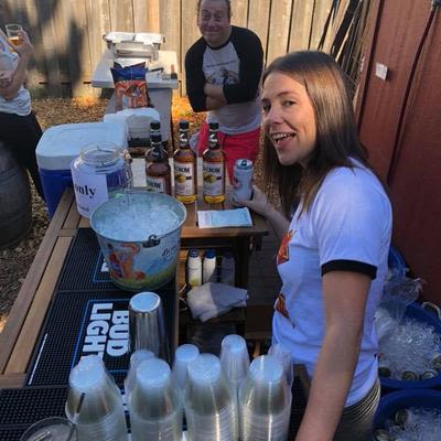 Mad Hanna Bartenders looking adorable and ready to make drinks