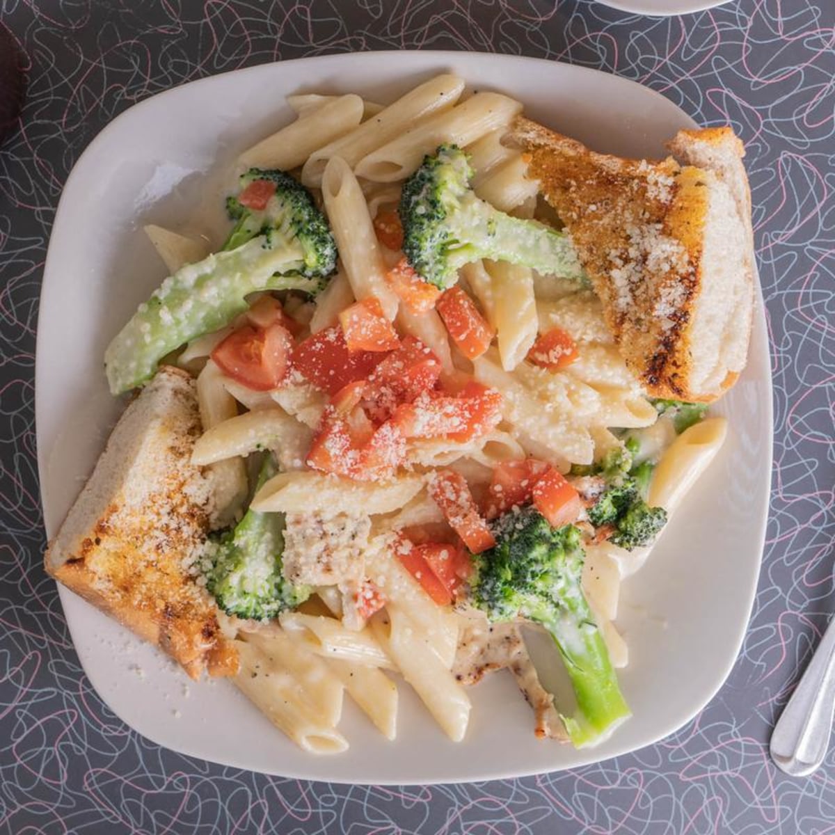 Chicken Rigatoni Alfredo