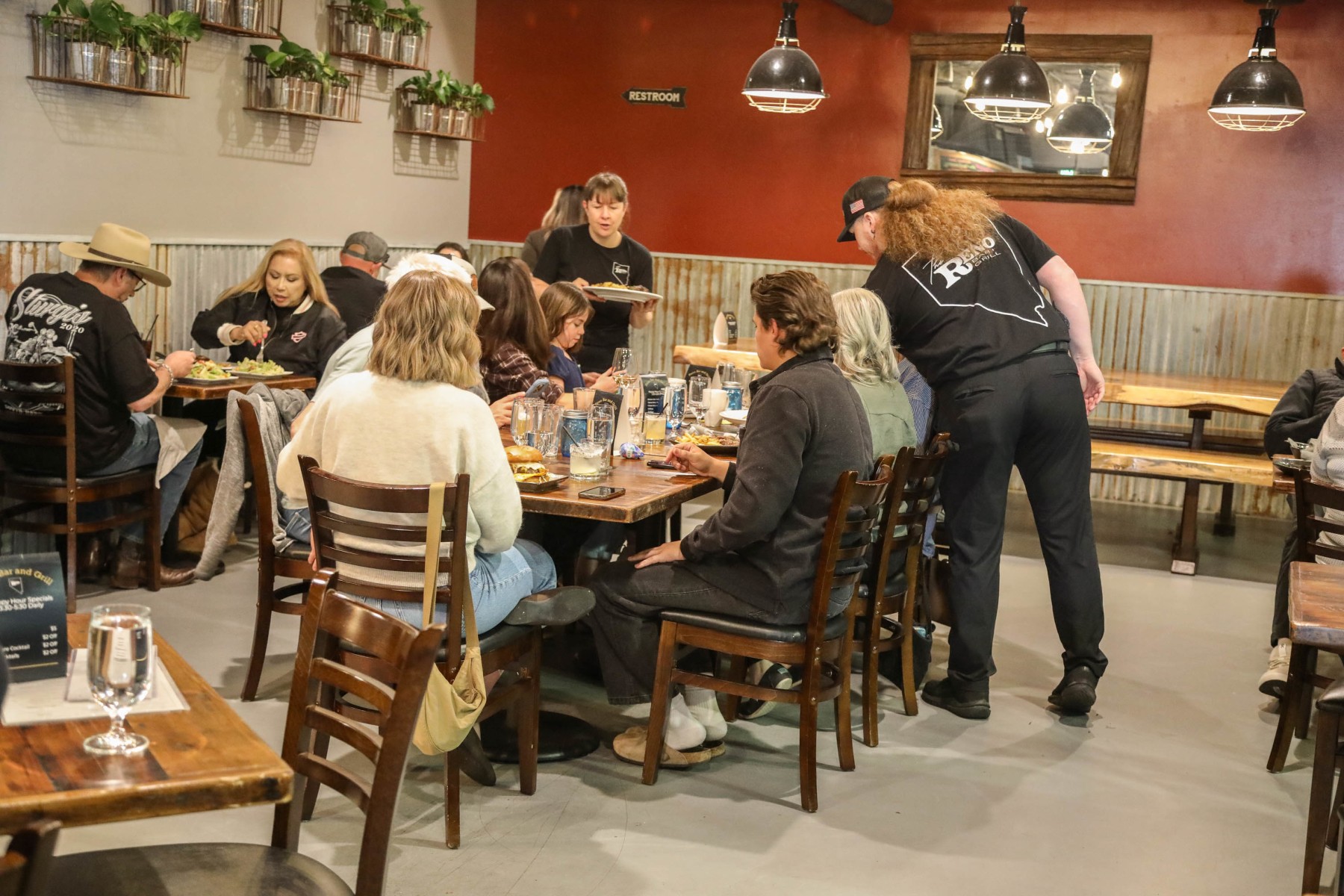 Best American Restaurant in Reno, NV | Reno Bar and Grill
