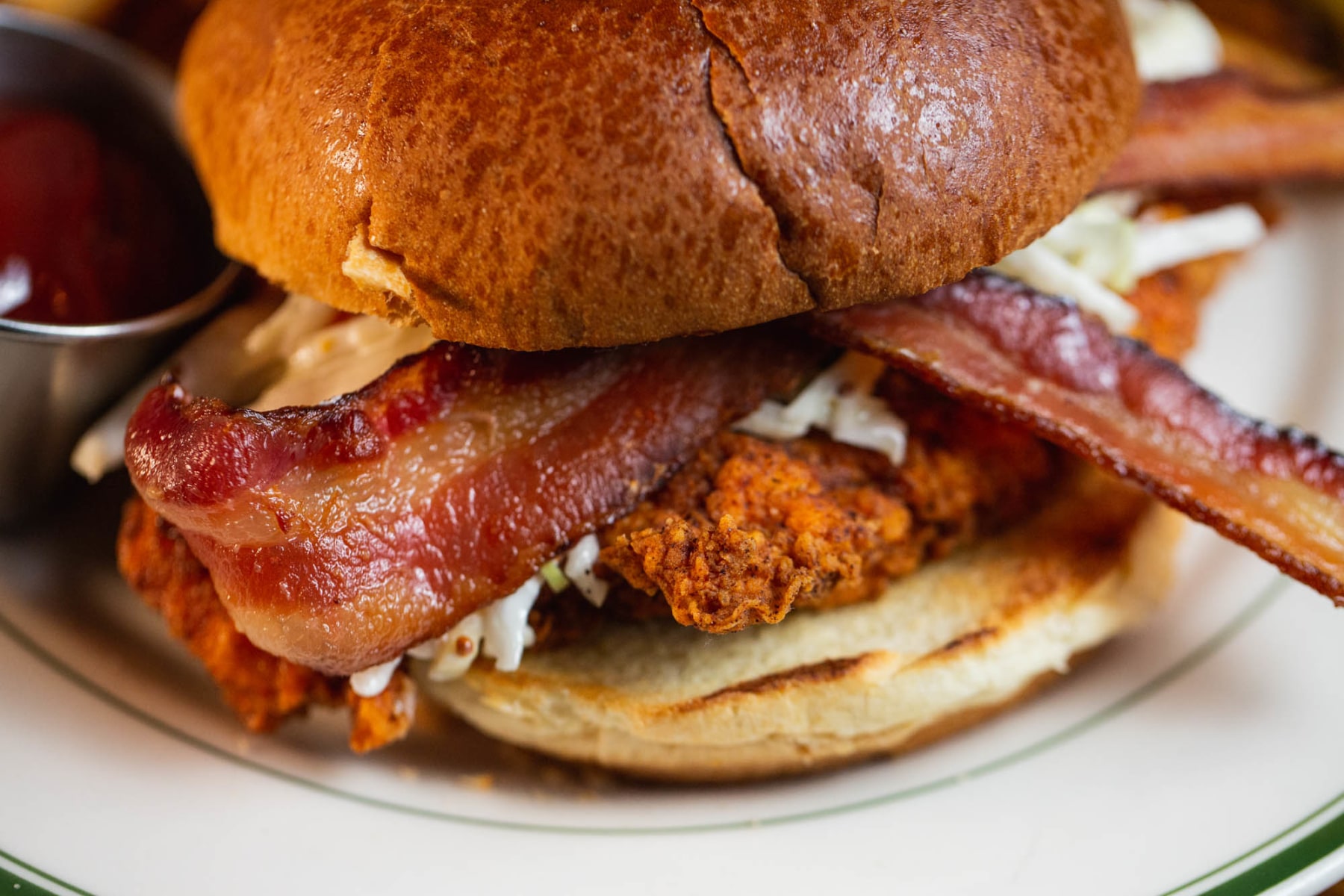 Must-Try Irish Pub in Midtown West | P.Mc Daids Irish Pub