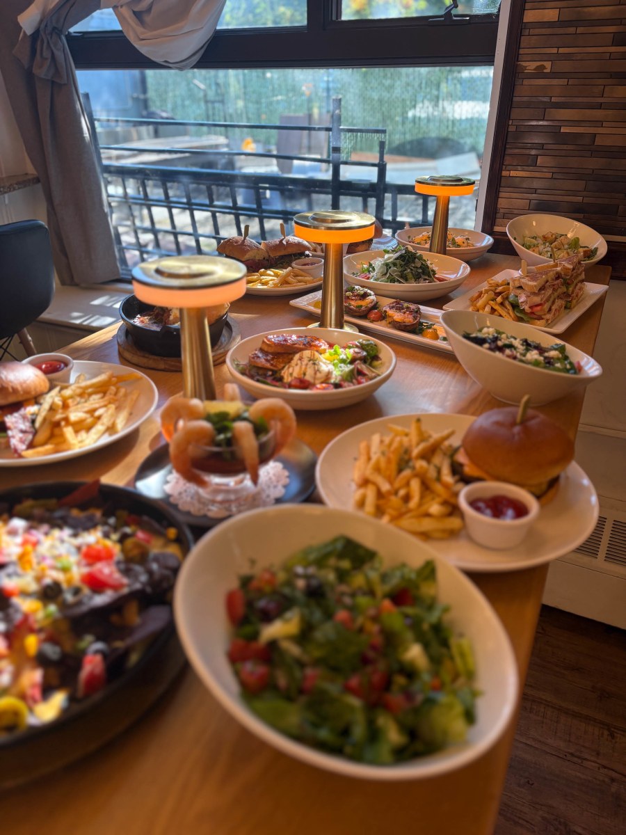 Must-Try Bar in Paramus, NJ | The Green Lounge