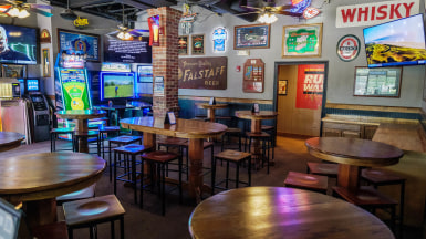 Tanner's Bar & Grill photo