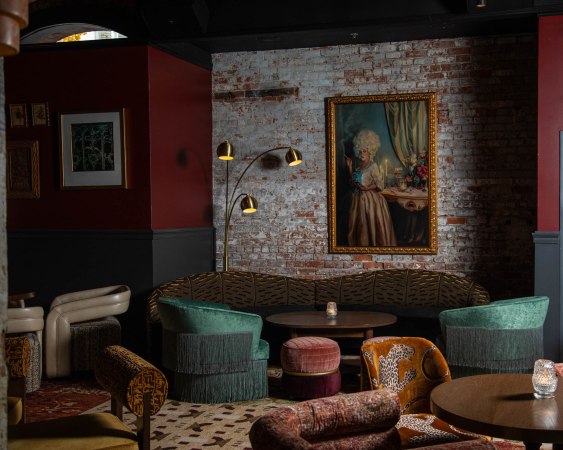 Bar photo 2