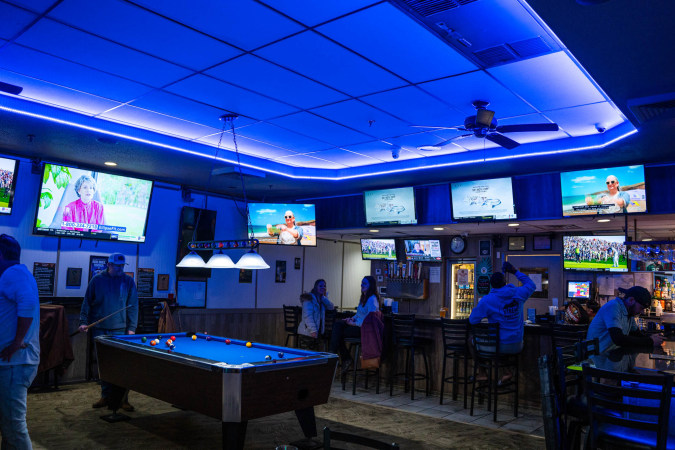 Bar photo 2