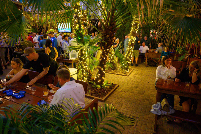 Bar photo 2