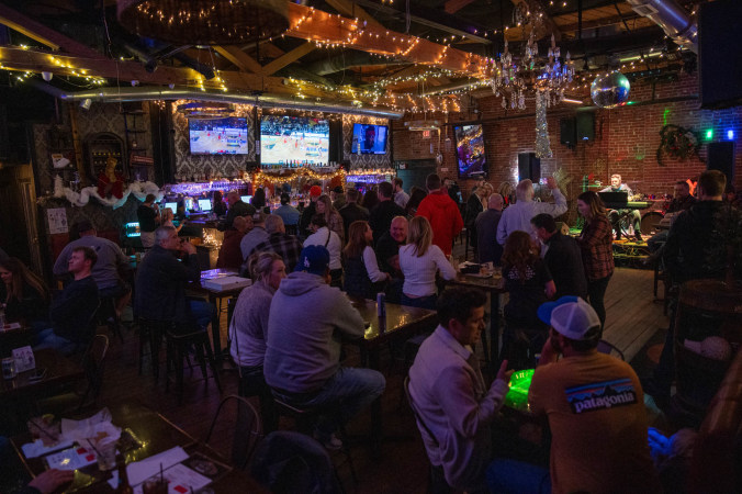 Bar photo 2