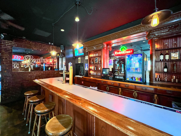 Bar photo 2