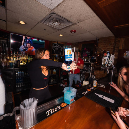 Bar photo 3