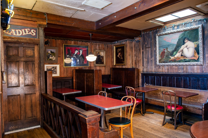 Bar photo 3