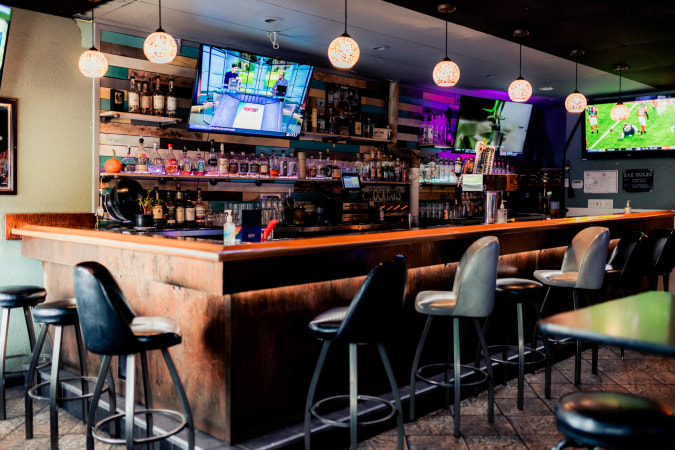Bar photo 3