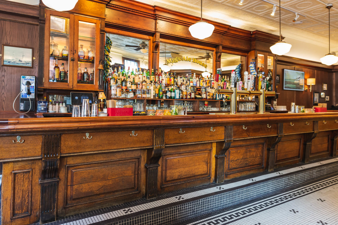 Bar photo 1