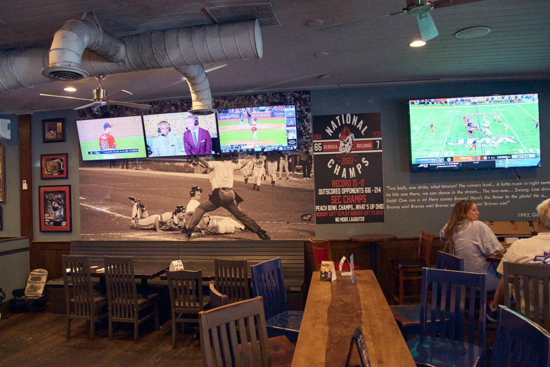 Bar photo 1