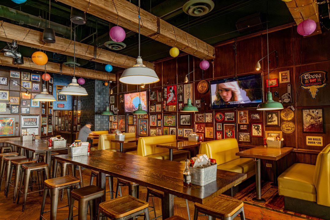 Bar photo 1