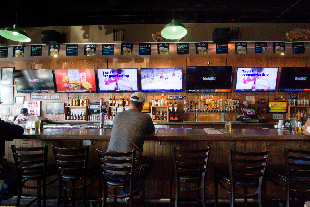 The Draft Restaurant and Sports Bar in Oceanside, CA | Photos, Crowd ...